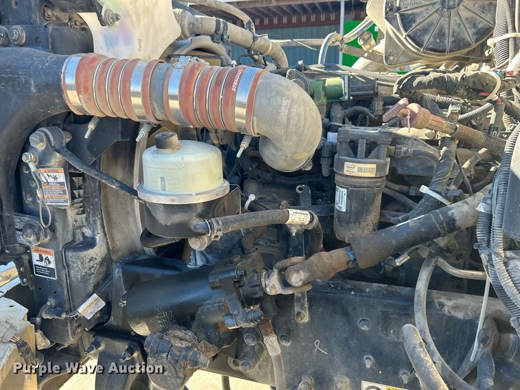 image for item DN0607 2014 Peterbilt 330  dump flatbed truck