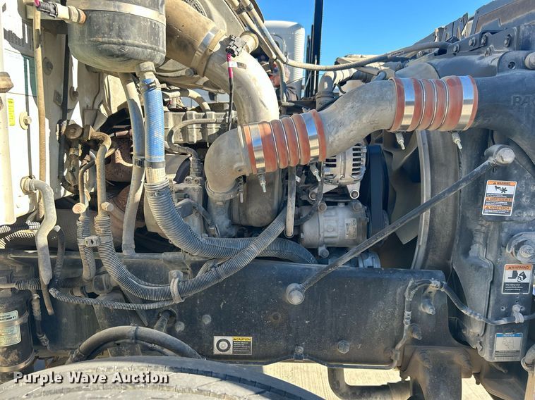 image for item DN0607 2014 Peterbilt 330  dump flatbed truck