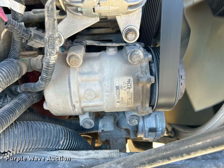 image for item DN0607 2014 Peterbilt 330  dump flatbed truck