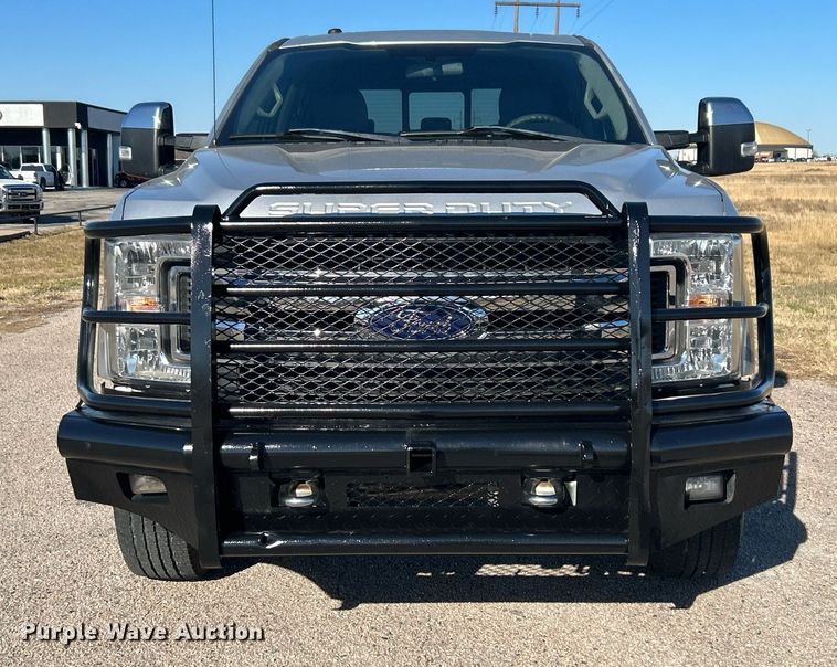 image for item DN0628 2018 Ford F250 Super Duty  Crew Cab pickup truck