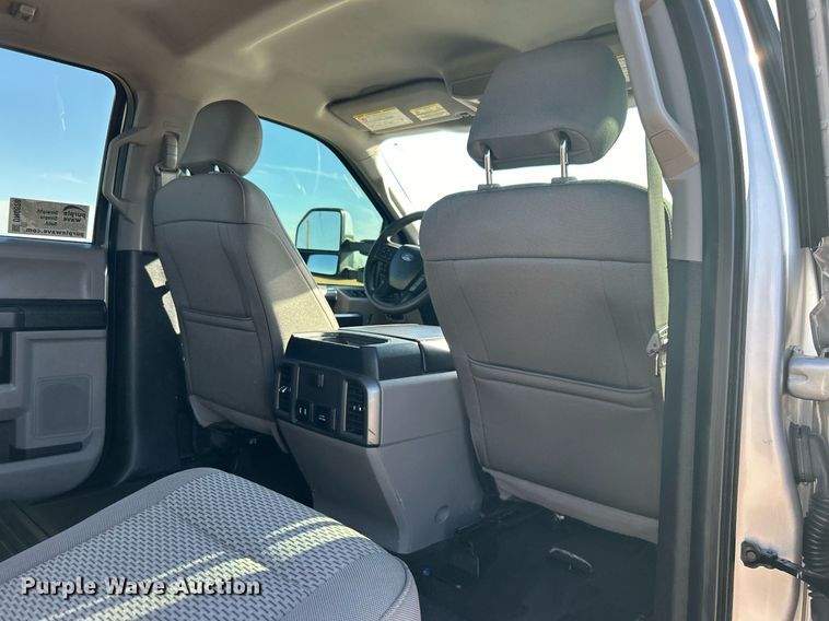 image for item DN0628 2018 Ford F250 Super Duty  Crew Cab pickup truck