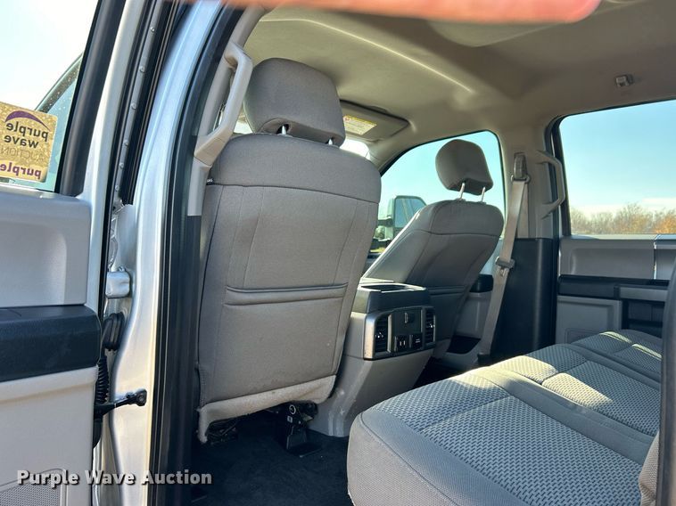 image for item DN0628 2018 Ford F250 Super Duty  Crew Cab pickup truck