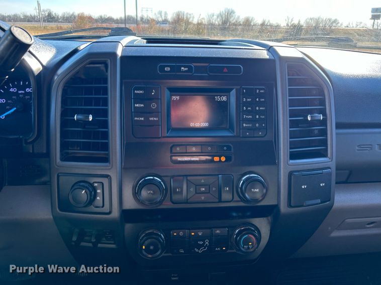 image for item DN0630 2019 Ford F550  Crew Cab flatbed truck