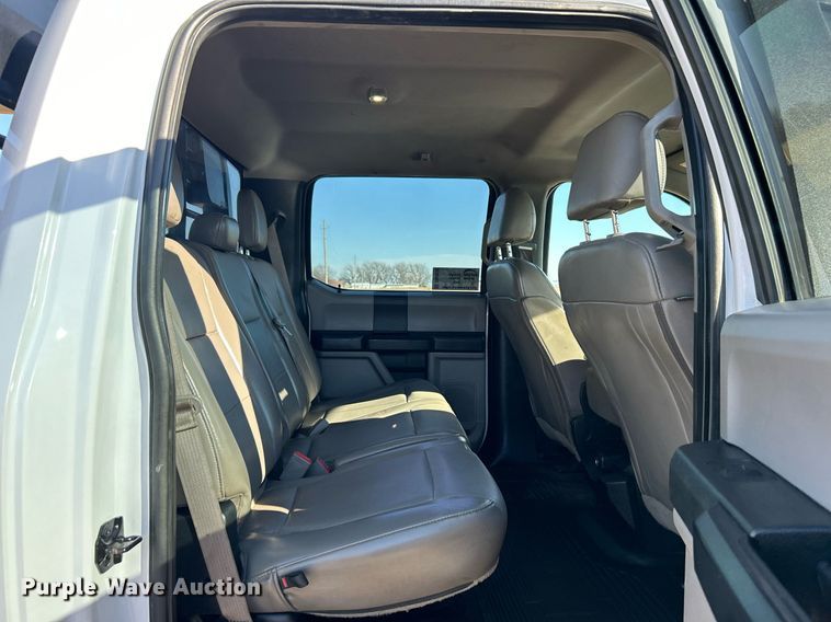 image for item DN0630 2019 Ford F550  Crew Cab flatbed truck