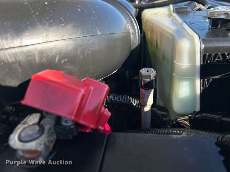 image for item DN0630 2019 Ford F550  Crew Cab flatbed truck