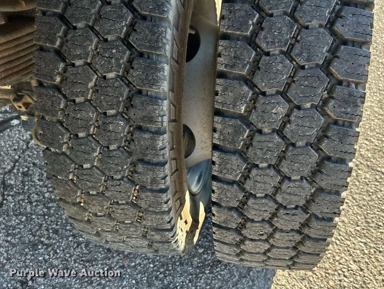 image for item DN0630 2019 Ford F550  Crew Cab flatbed truck