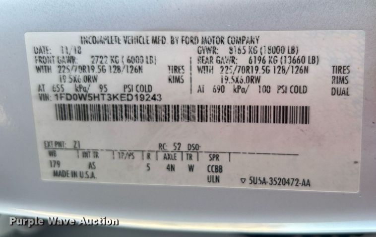 image for item DN0630 2019 Ford F550  Crew Cab flatbed truck