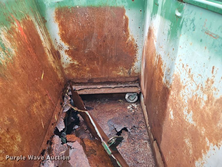 image for item DN7132 (12) dumpsters