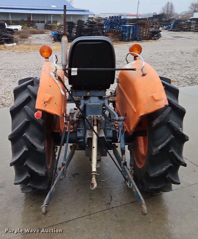 image for item DN7135 Kubota L2601  tractor