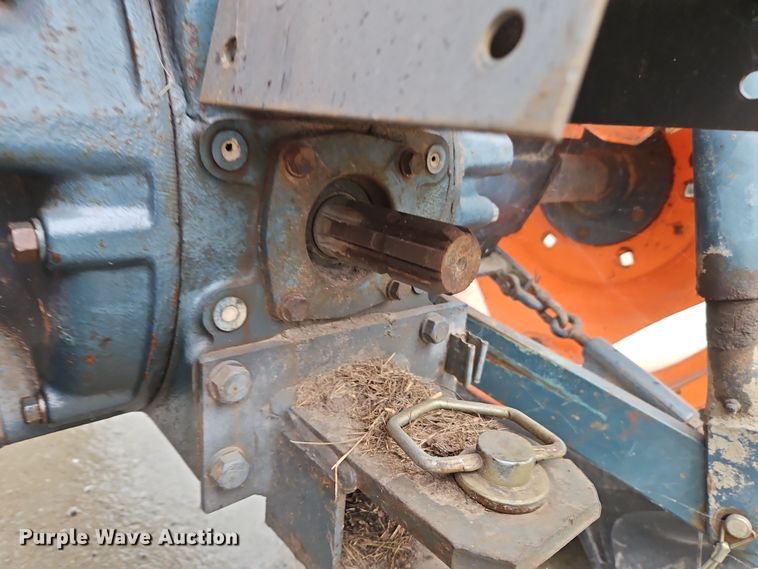 image for item DN7135 Kubota L2601  tractor