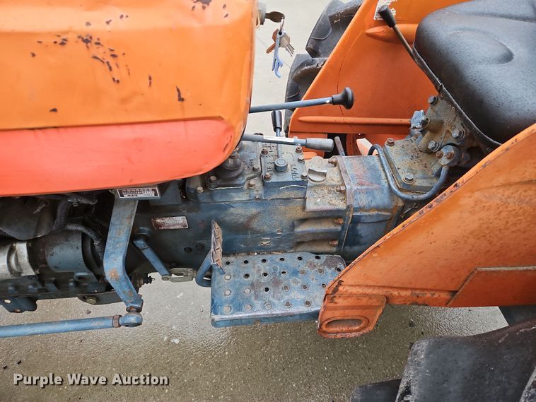 image for item DN7135 Kubota L2601  tractor