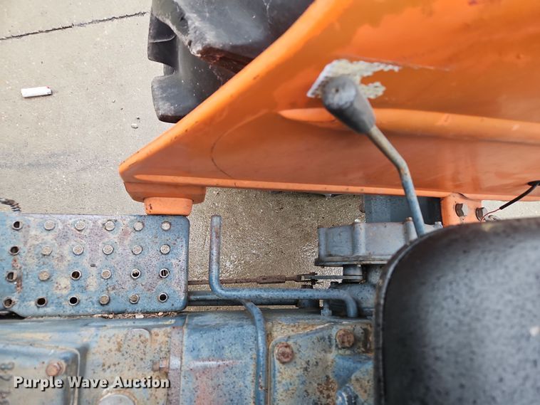 image for item DN7135 Kubota L2601  tractor