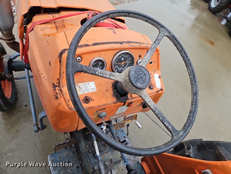 image for item DN7135 Kubota L2601  tractor