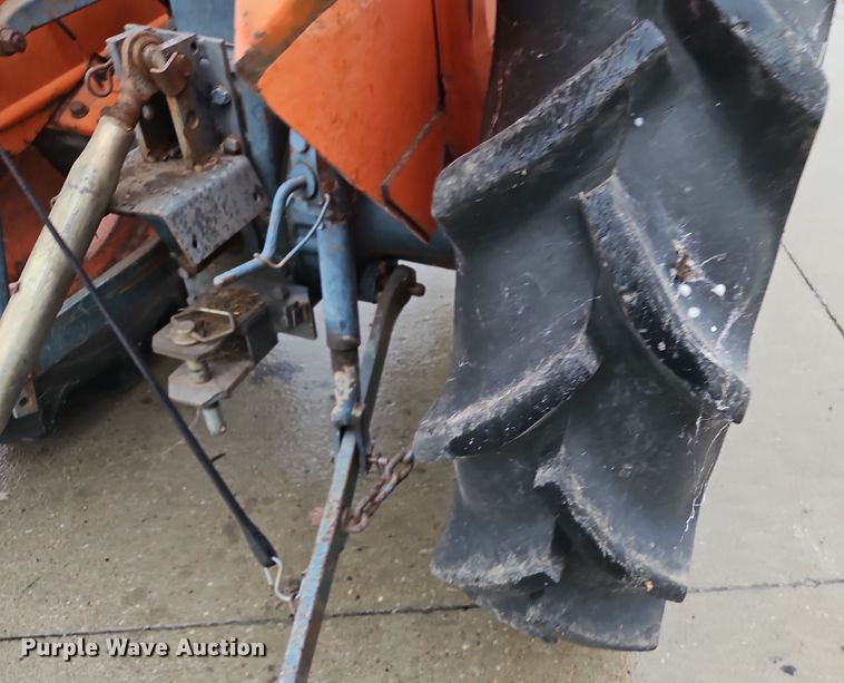 image for item DN7135 Kubota L2601  tractor