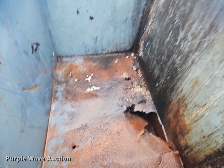 image for item DN7139 (14) dumpsters