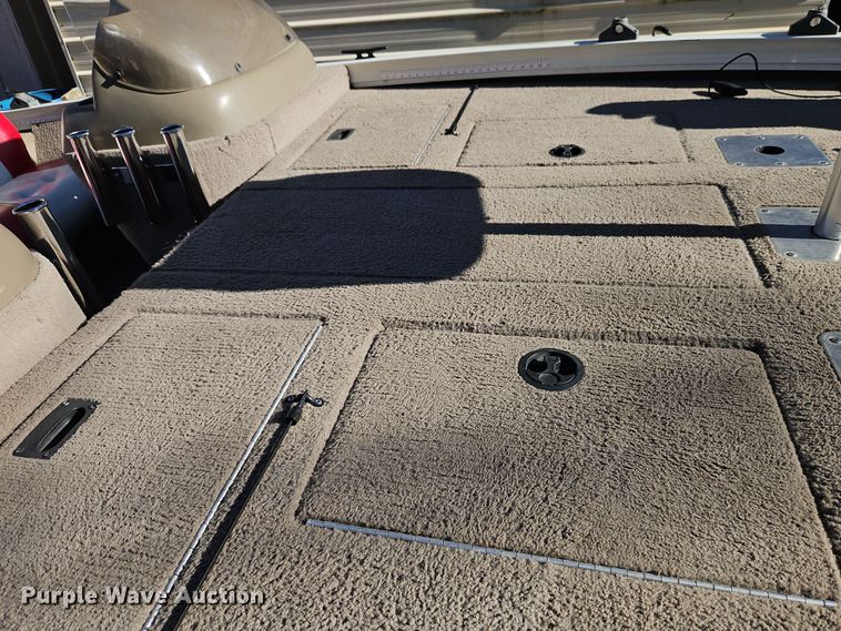 image for item DN7145 2003 Lowe 180W  boat