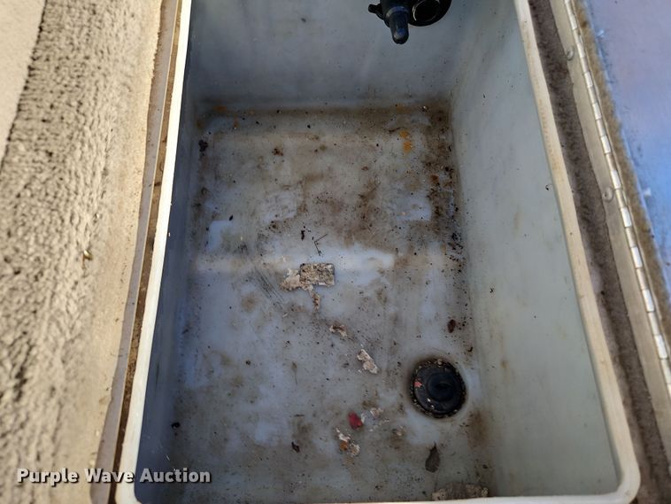 image for item DN7145 2003 Lowe 180W  boat