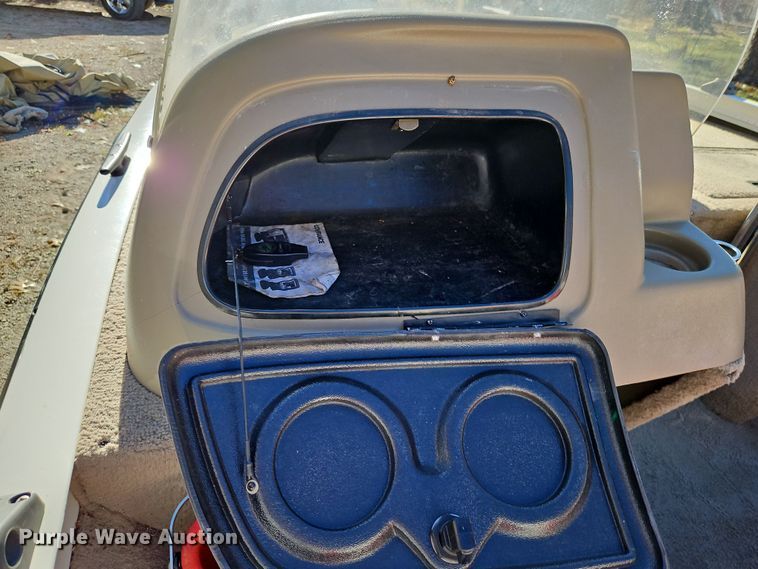 image for item DN7145 2003 Lowe 180W  boat