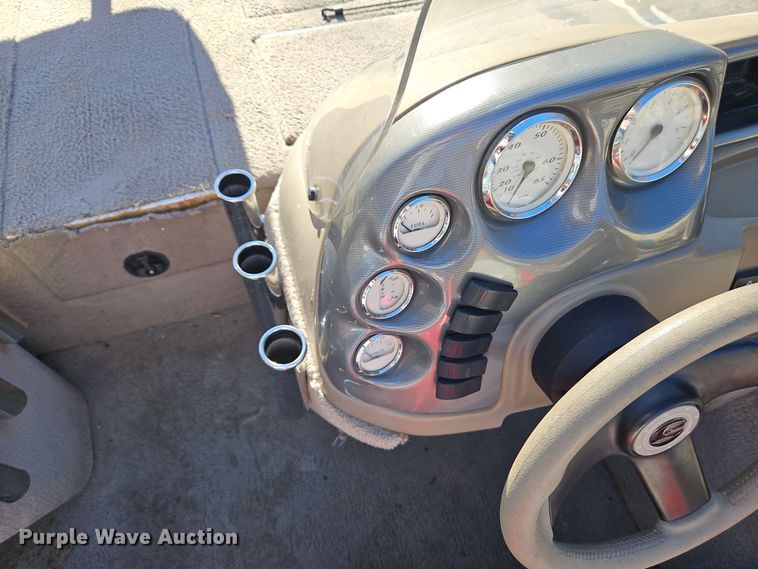 image for item DN7145 2003 Lowe 180W  boat