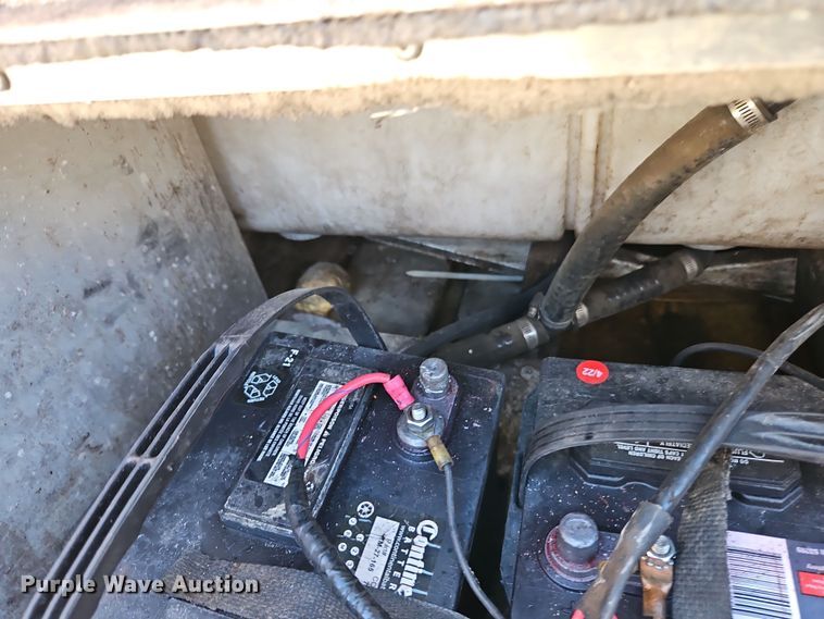 image for item DN7145 2003 Lowe 180W  boat