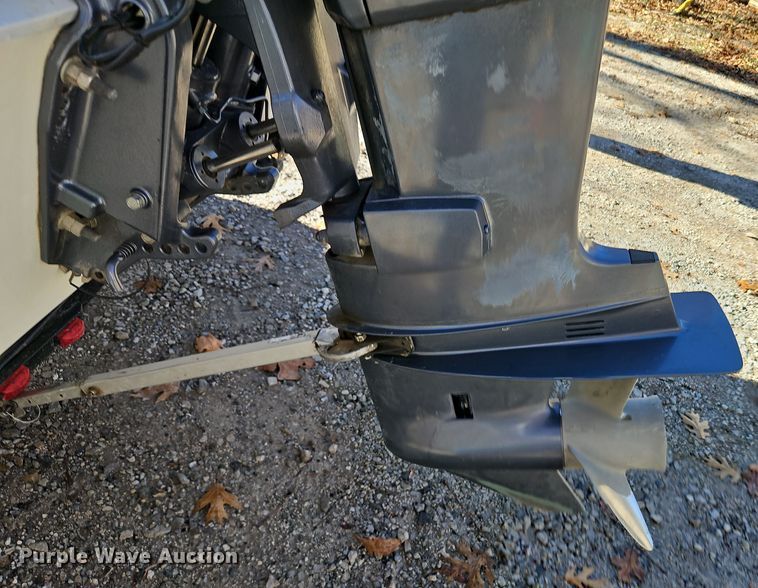 image for item DN7145 2003 Lowe 180W  boat