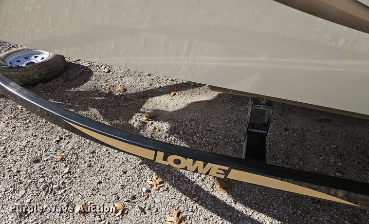 image for item DN7145 2003 Lowe 180W  boat