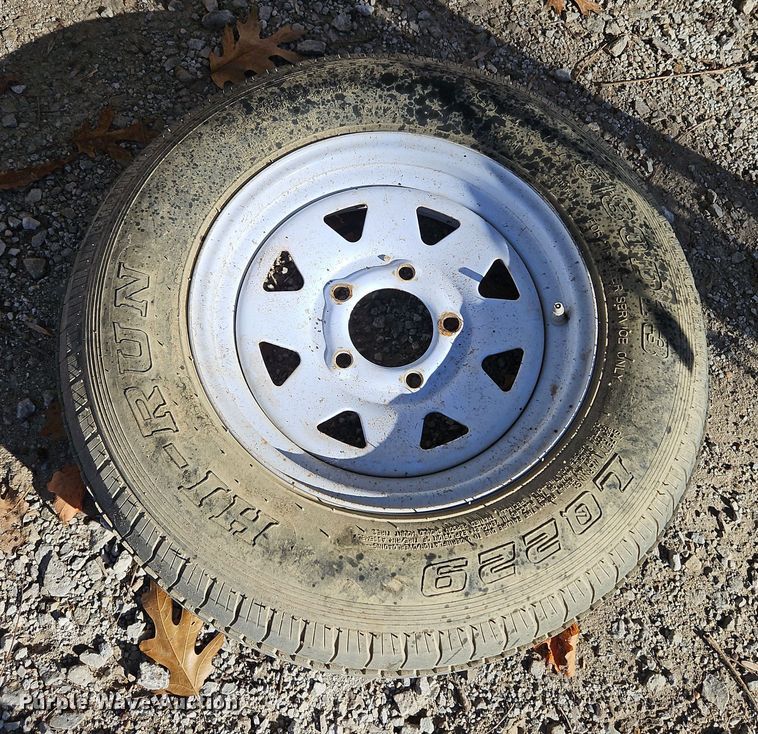 image for item DN7145 2003 Lowe 180W  boat