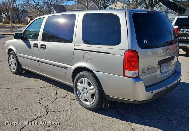 image for item DN7147 2007 Chevrolet Uplander LS  van