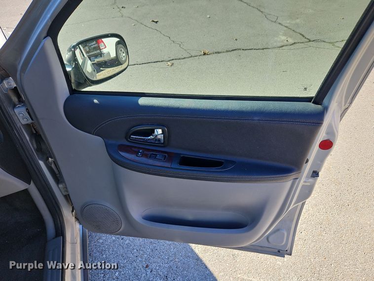 image for item DN7147 2007 Chevrolet Uplander LS  van