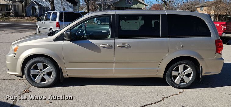 image for item DN7148 2013 Dodge Grand Caravan  van