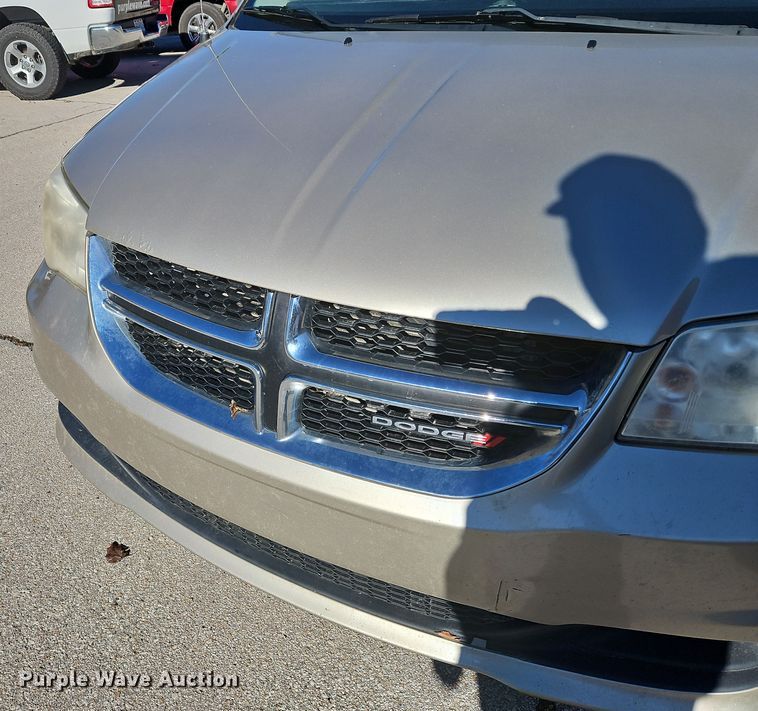 image for item DN7148 2013 Dodge Grand Caravan  van
