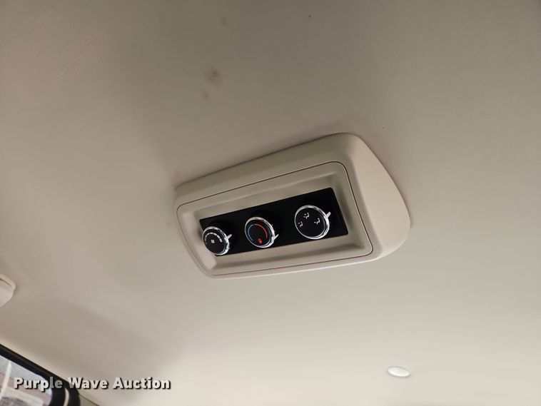 image for item DN7148 2013 Dodge Grand Caravan  van