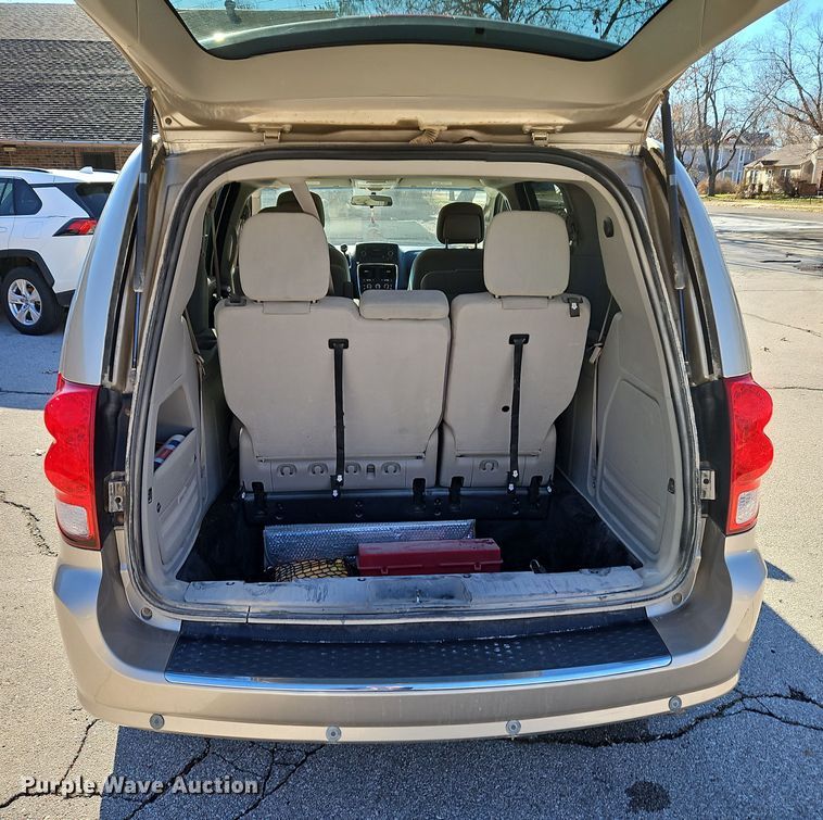 image for item DN7148 2013 Dodge Grand Caravan  van