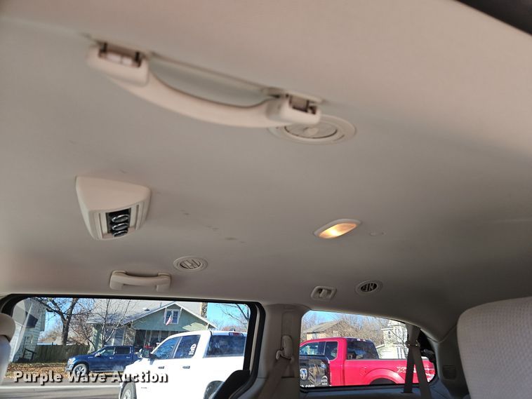 image for item DN7148 2013 Dodge Grand Caravan  van