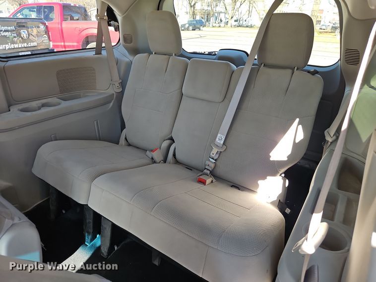 image for item DN7148 2013 Dodge Grand Caravan  van