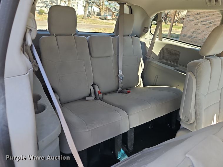 image for item DN7148 2013 Dodge Grand Caravan  van