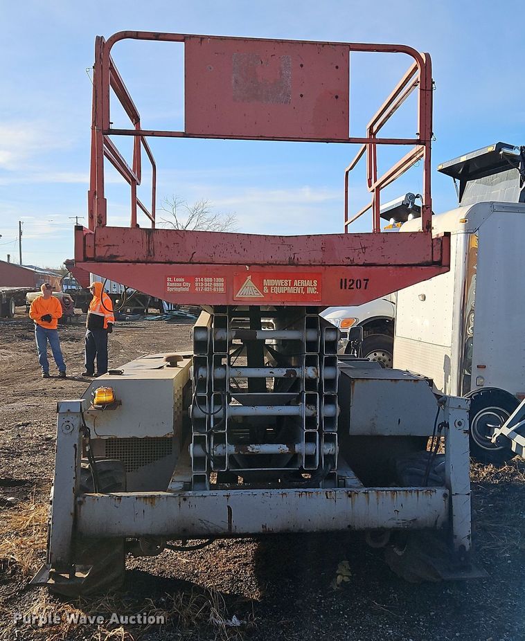 image for item DN7150 Mec 4191RT  scissor lift