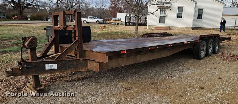 image for item DN7161 2002  shop built equipment trailer