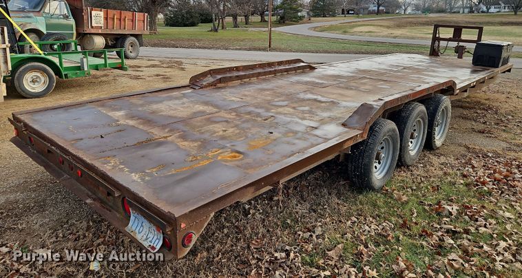 image for item DN7161 2002  shop built equipment trailer