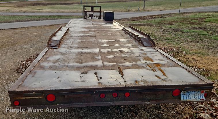 image for item DN7161 2002  shop built equipment trailer