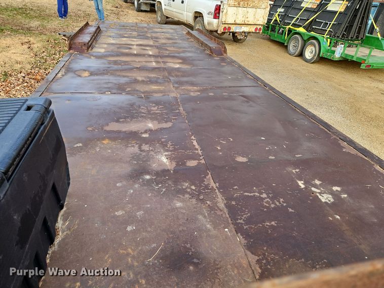 image for item DN7161 2002  shop built equipment trailer