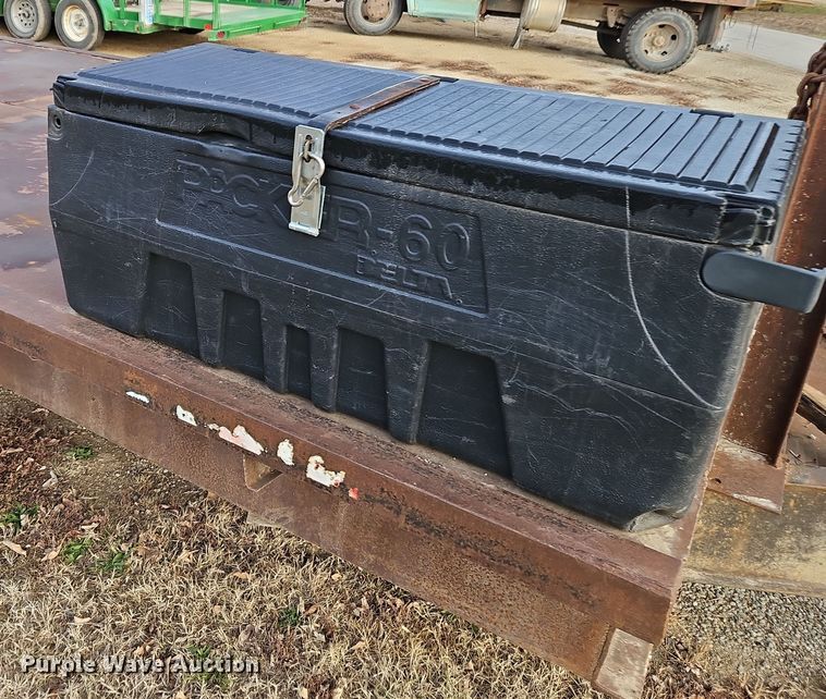 image for item DN7161 2002  shop built equipment trailer