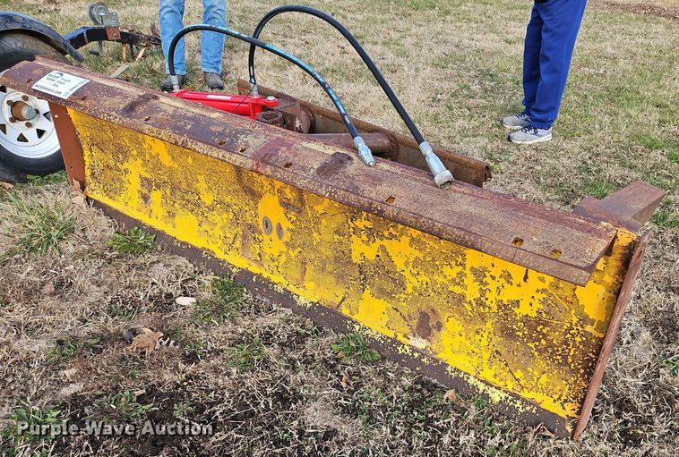 image for item DN7163 7' W snow plow