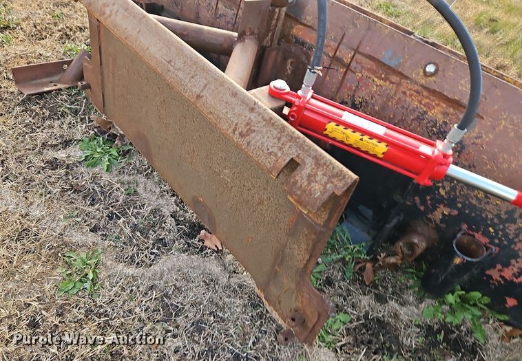 image for item DN7163 7' W snow plow