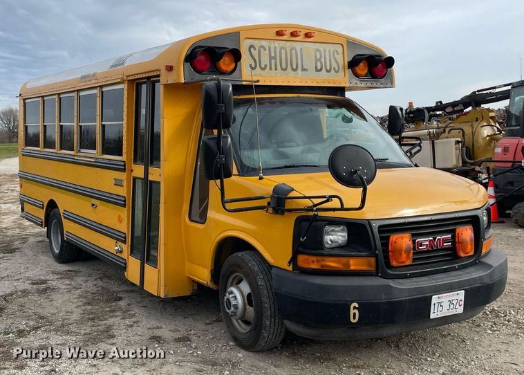 image for item DP0239 2012 GMC Savana  school bus