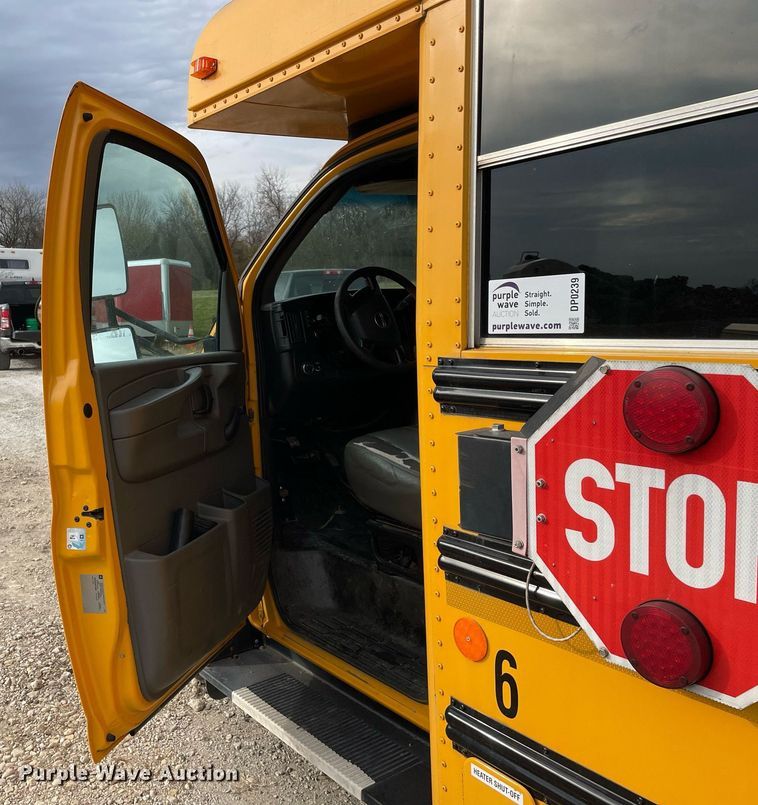 image for item DP0239 2012 GMC Savana  school bus