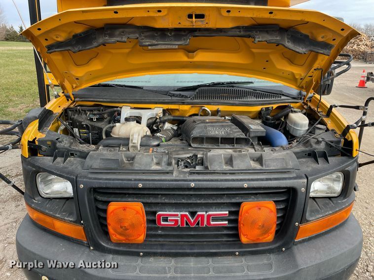 image for item DP0239 2012 GMC Savana  school bus