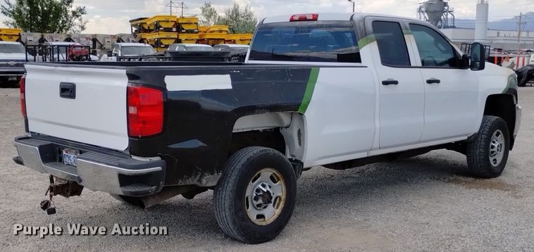 image for item DP3343 2015 Chevrolet Silverado 2500HD  Double Cab pickup truck