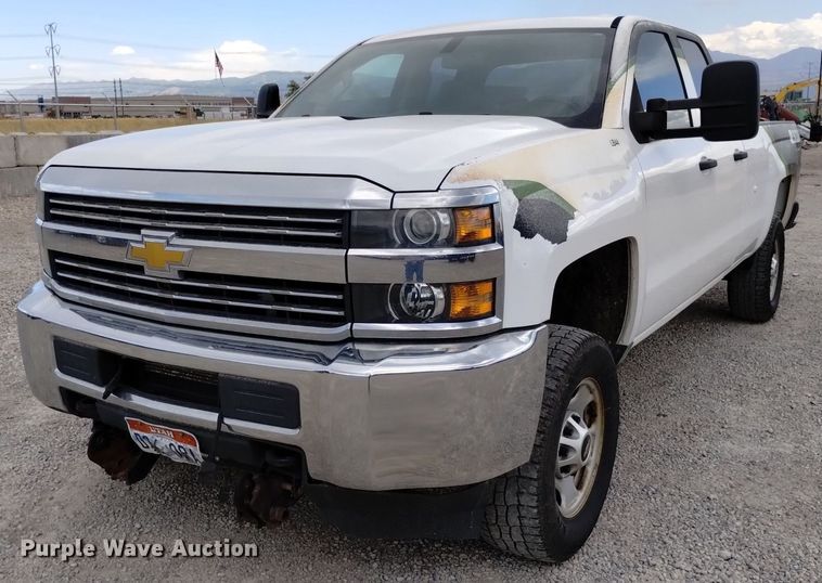 image for item DP3343 2015 Chevrolet Silverado 2500HD  Double Cab pickup truck