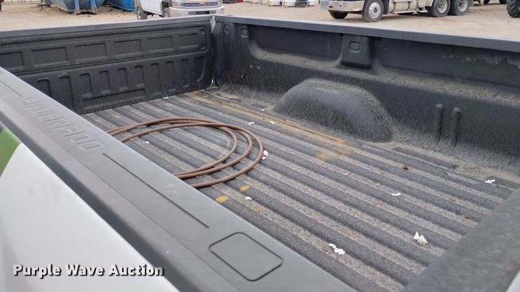 image for item DP3343 2015 Chevrolet Silverado 2500HD  Double Cab pickup truck